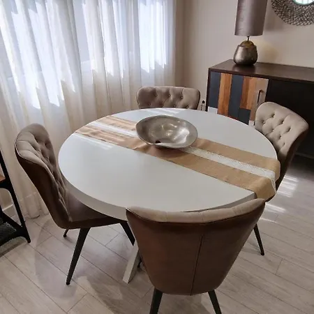 Apartment Tu Refugio Calmar - Pisazo De 2 Hab Y 2 Banos *